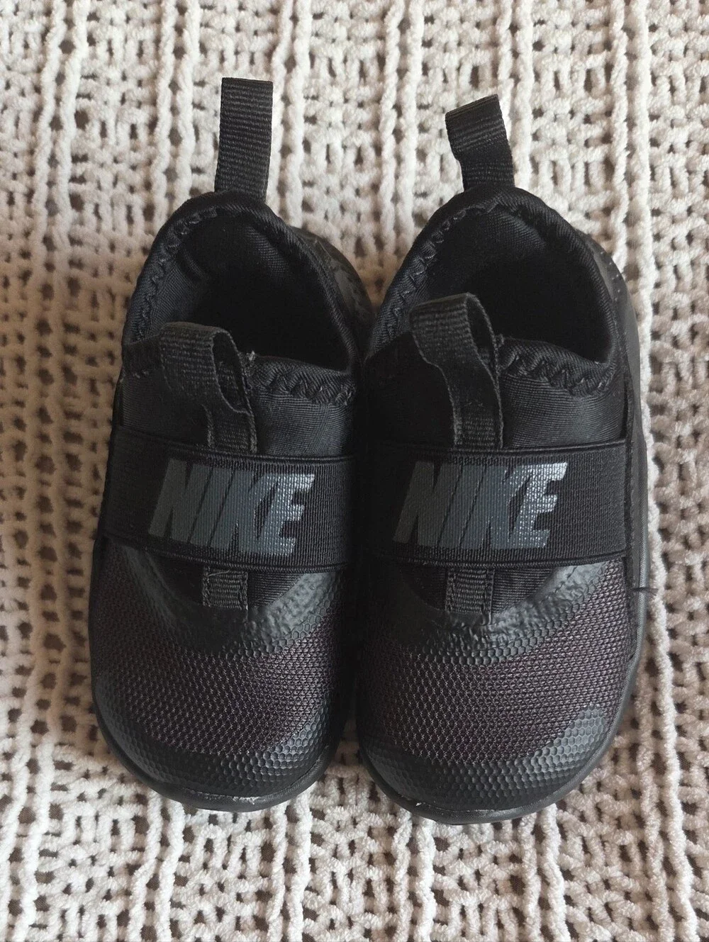 Nike Unisex Kids' Flex Runner 4 Running Shoes Toddlers Size 4.5 Unisex